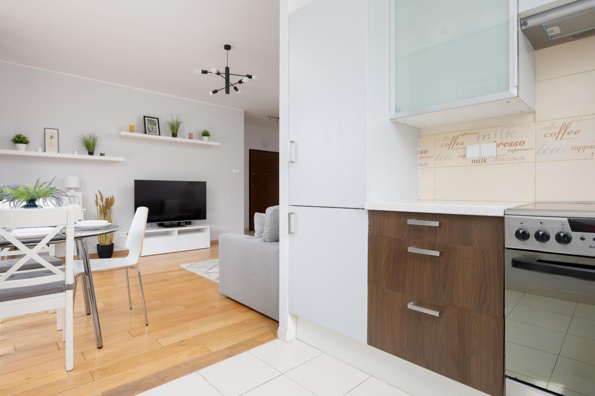 City Apartment With Parking Near Metro Mlociny By Noclegi Renters Varsovia Exterior foto